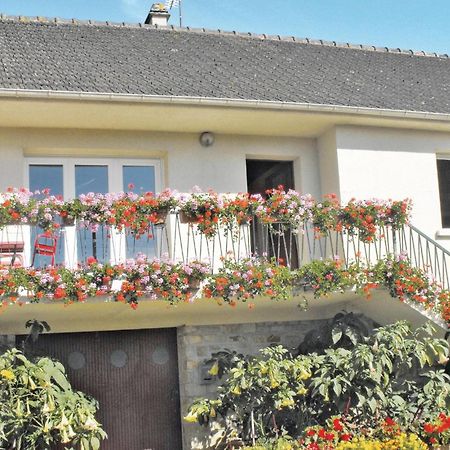 Holiday Home In Montsernelle Lithaire Exterior foto