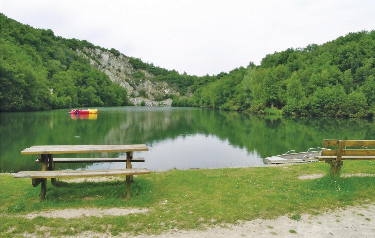 Holiday Home In Montsernelle Lithaire Exterior foto